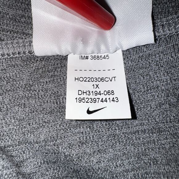 NIKE Dri Fit Heather Gray Capri Women Size XL 1X Leggings Pocket High Waist Gym - Picture 5 of 5